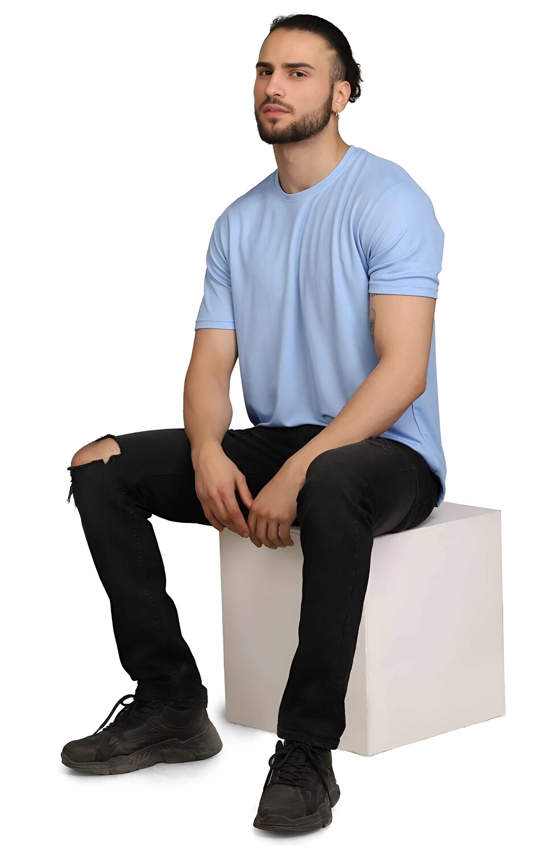 Men’s Solid Sky Blue Slim Fit T-Shirt – Cool & Casual Everyday Wear